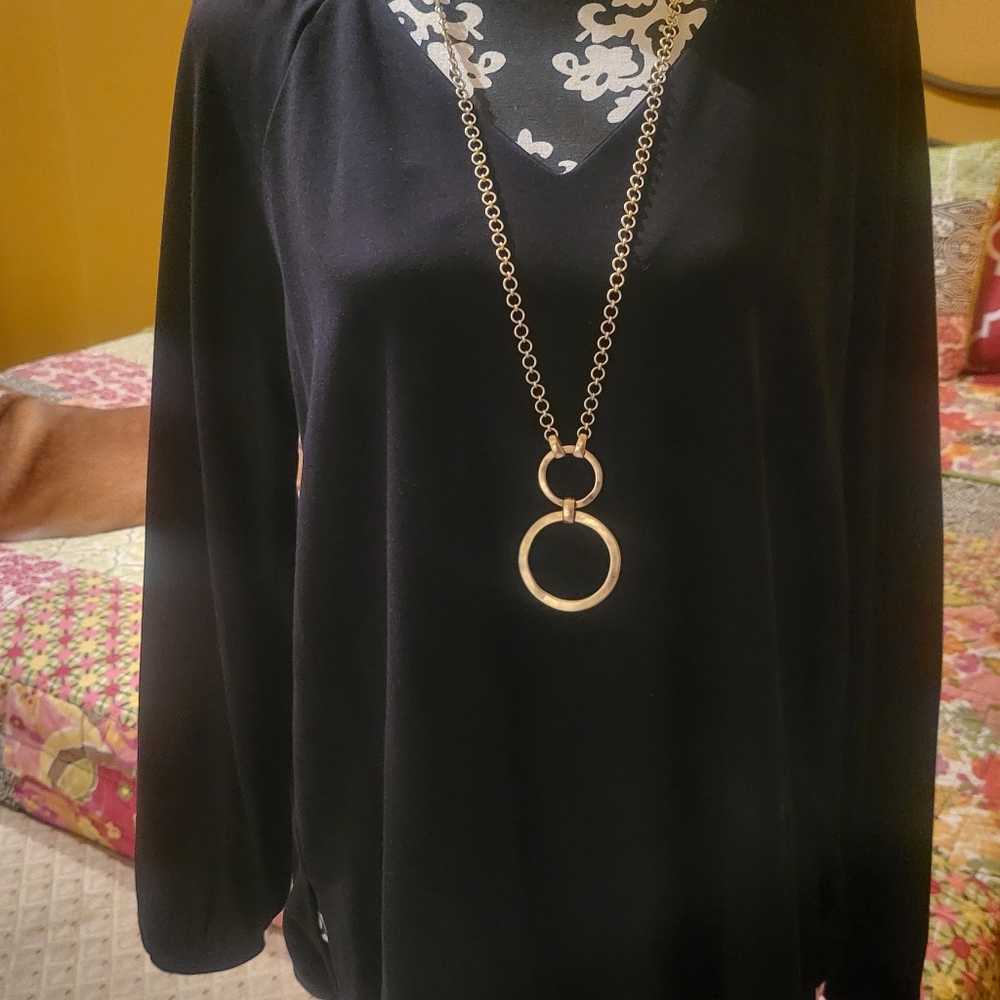 Cabi black cotton long-sleeved v-neck shirt